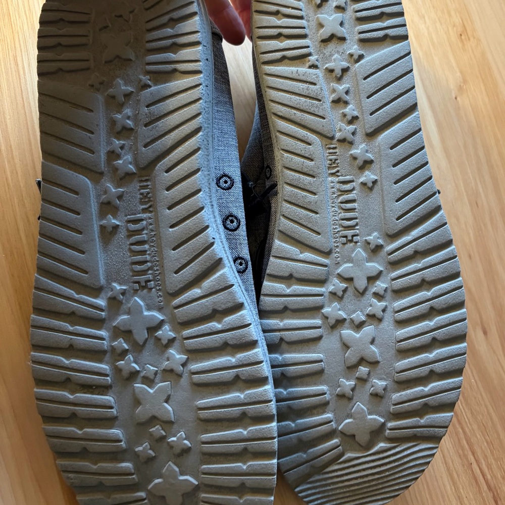 Hey Dude Men's Light Gray Loafers - Picture 3 of 4